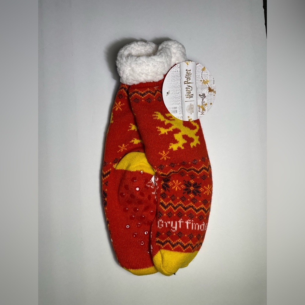 Gryffindor Harry Potter Sherpa Fleece Lined Slipper Socks, One Size - NWT